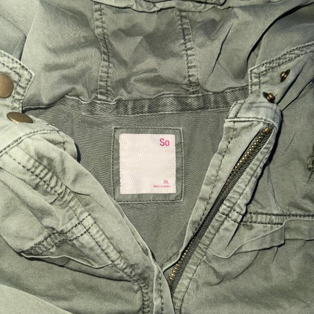 Women's Jacket - Picture 2 of 2